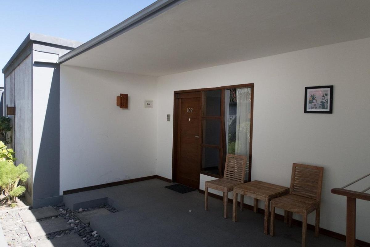 Good Heart Hotel Gili Trawangan Exterior photo
