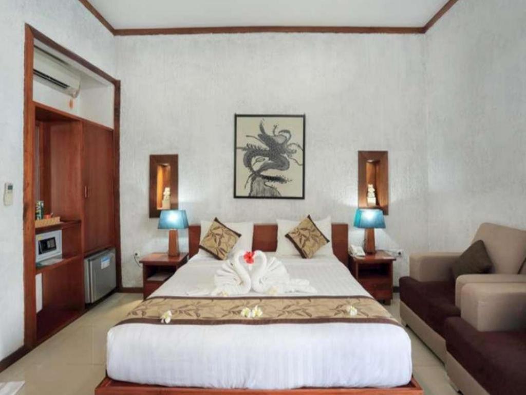 Good Heart Hotel Gili Trawangan Exterior photo