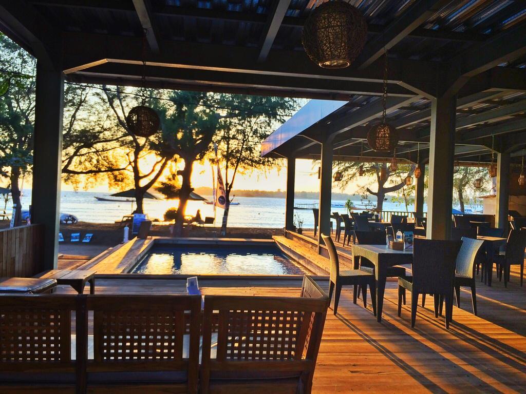 Good Heart Hotel Gili Trawangan Exterior photo